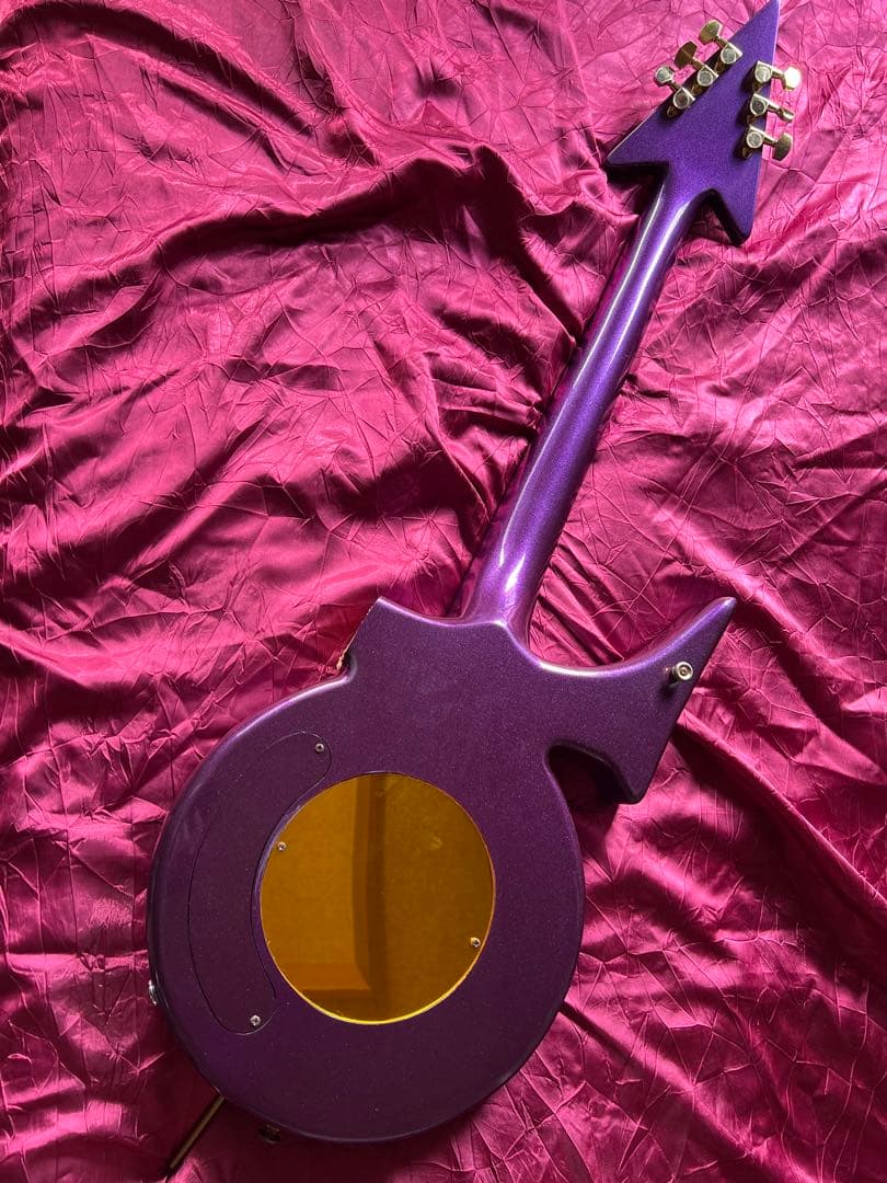 ほぼ未使用プリンスprinceシンボルギター 完動品エレキギター 激レア品訳あり