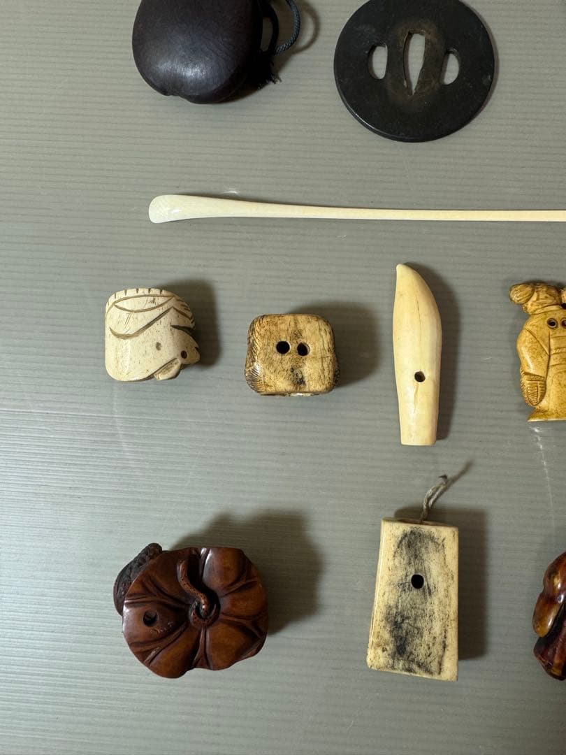 2918 時代提げ物 根付 合計17点　天然素材　時代物
