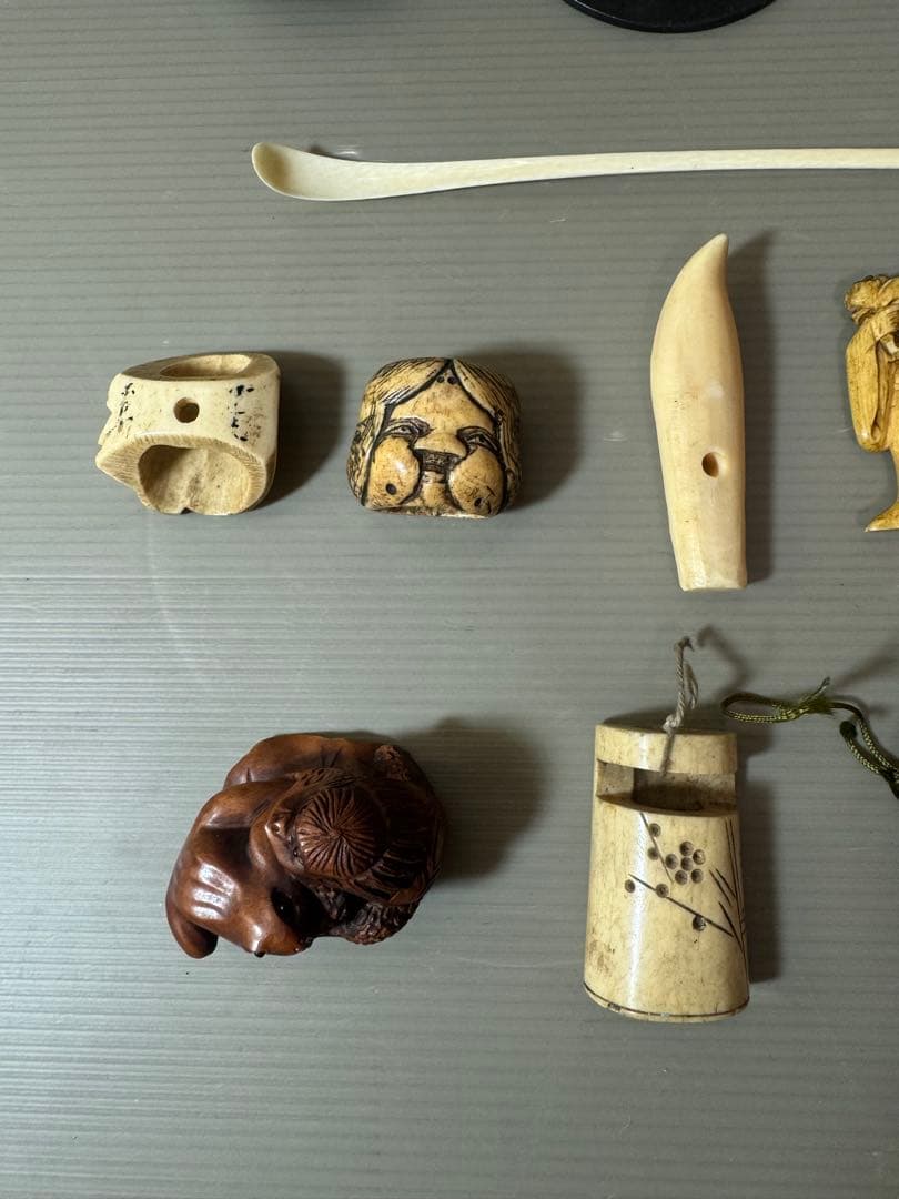 2918 時代提げ物 根付 合計17点　天然素材　時代物