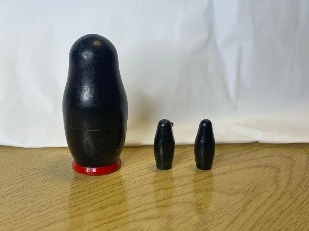 月末出品終了‼️レア‼️ソビエト時代のペンギンのマトリョーシカ3組。現状