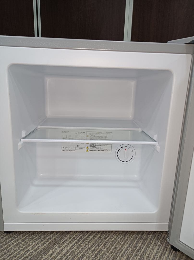 [八3474] Simplus 2021年製　1ドア冷凍庫　32L
