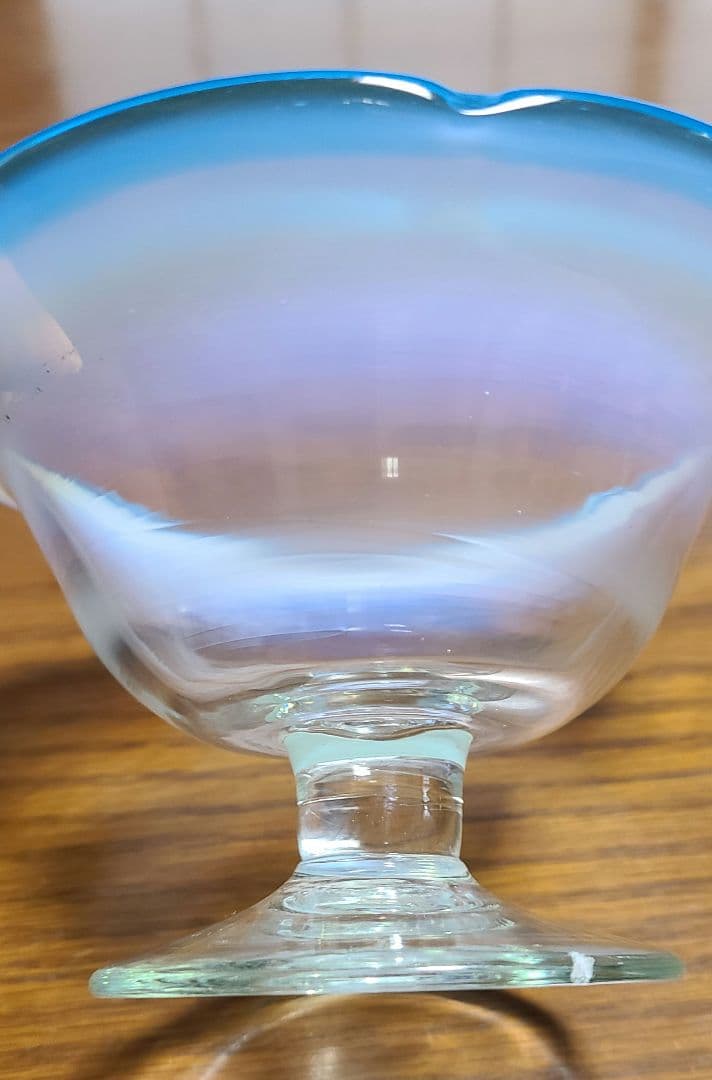 アンティーク　大正～昭和　乳白色　氷グラス　赤/青暈し　吹きガラス