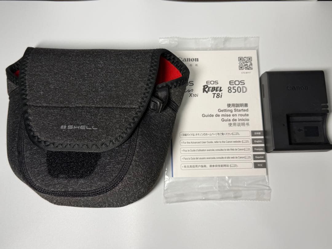 Canon EOS Kiss X10i デジタル一眼レフカメラ　ボディのみ