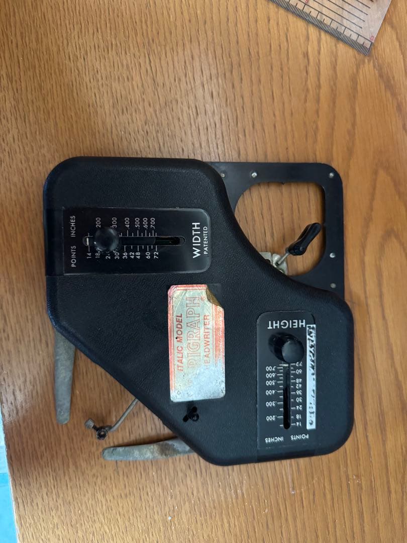 c*q様 パンタグラフ彫刻機 種字 文字盤 文字プレート 抜けあり 現状品