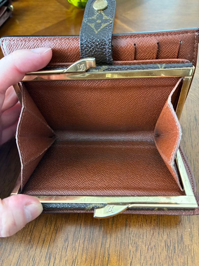 ルイヴィトン モノグラム ポルトフォイユ・ヴィエノワ がま口財布