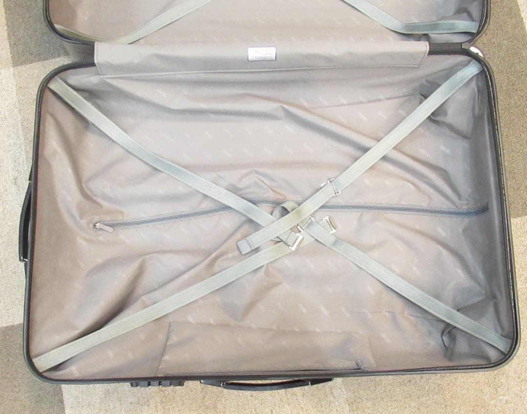 RIMOWA スーツケース　四輪　Lサイズ 中古品