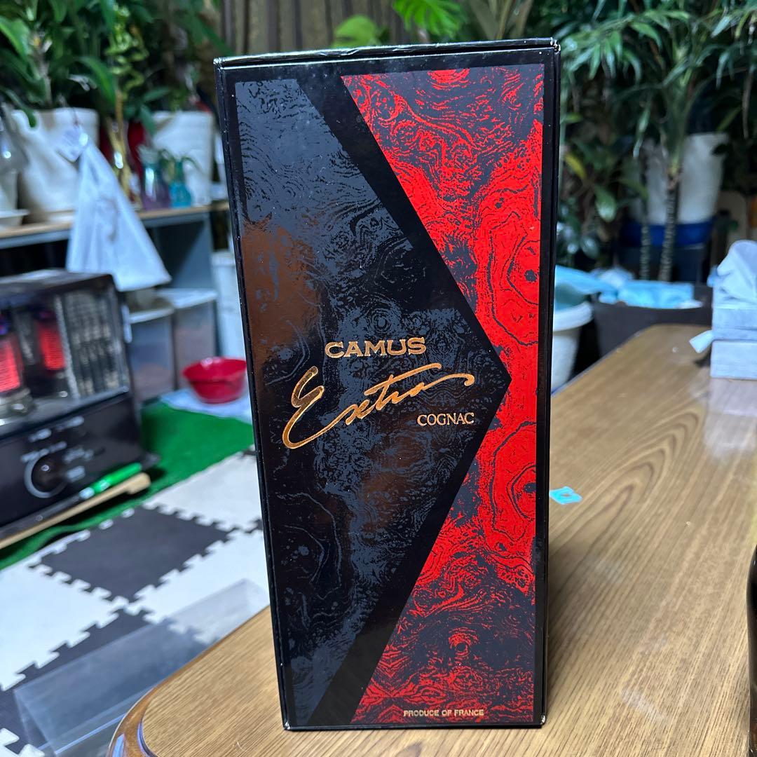 CAMUS Extra コニャック 特別デザイン