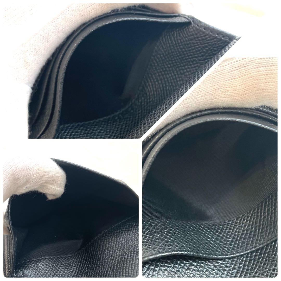 未使用　極美品　フェラガモ　折り財布　二つ折り財布　ガンチーニ　黒　ゴールド　革