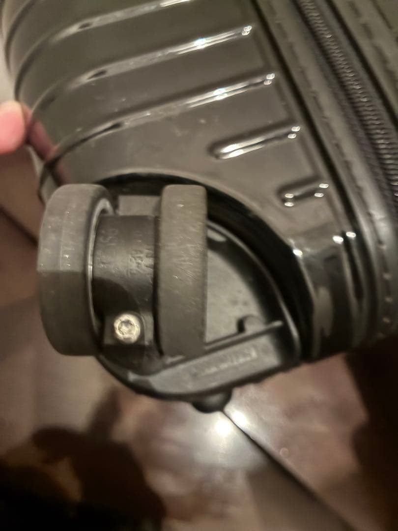 RIMOWA リモワ サルサデラックス 37L ブラック 4輪