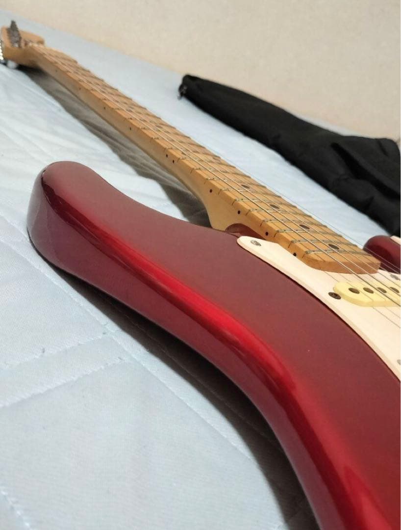 Squier ストラト 赤(CAR) affinity stratocaster