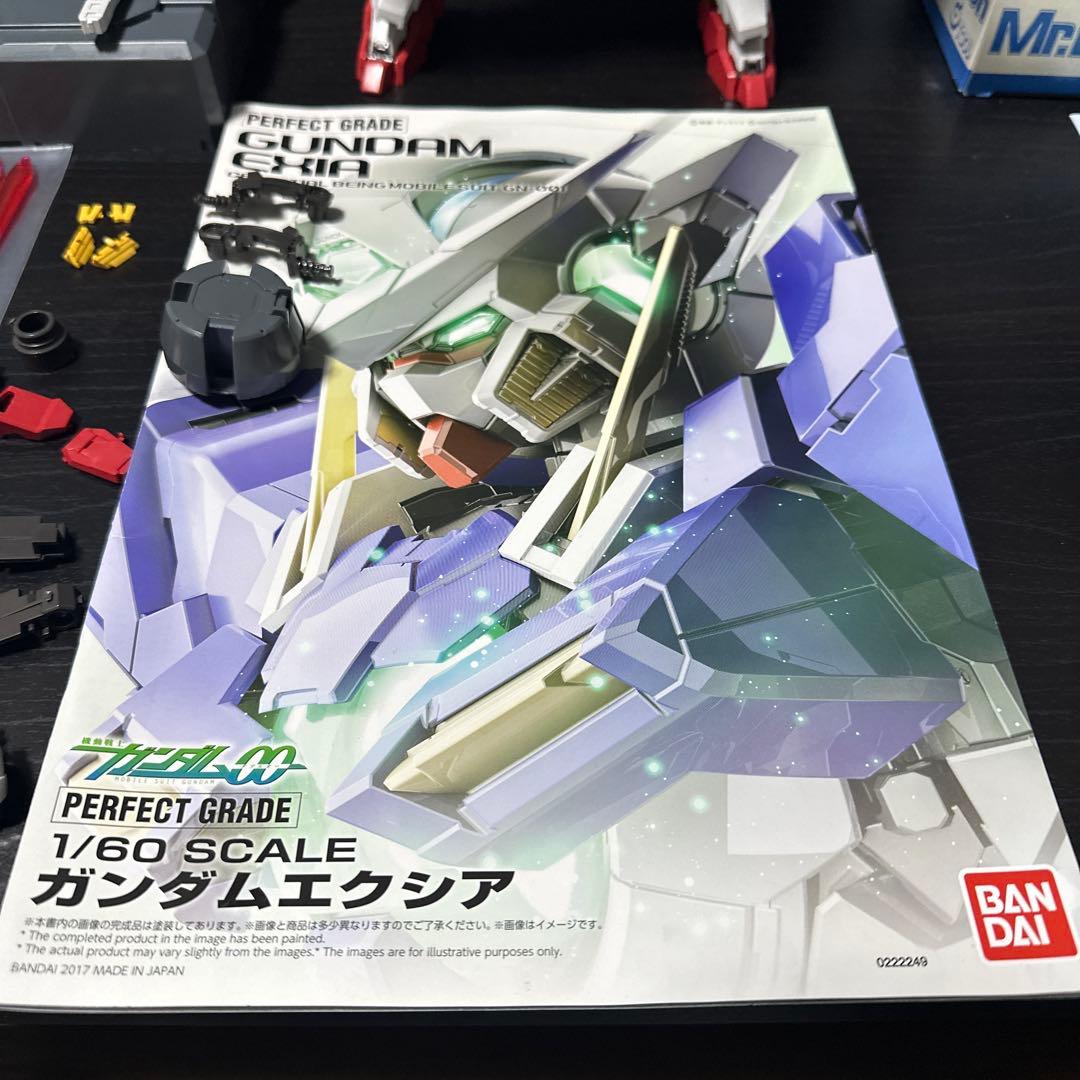 PG 1/60 ガンダムエクシア ガンプラ 完成品未塗装