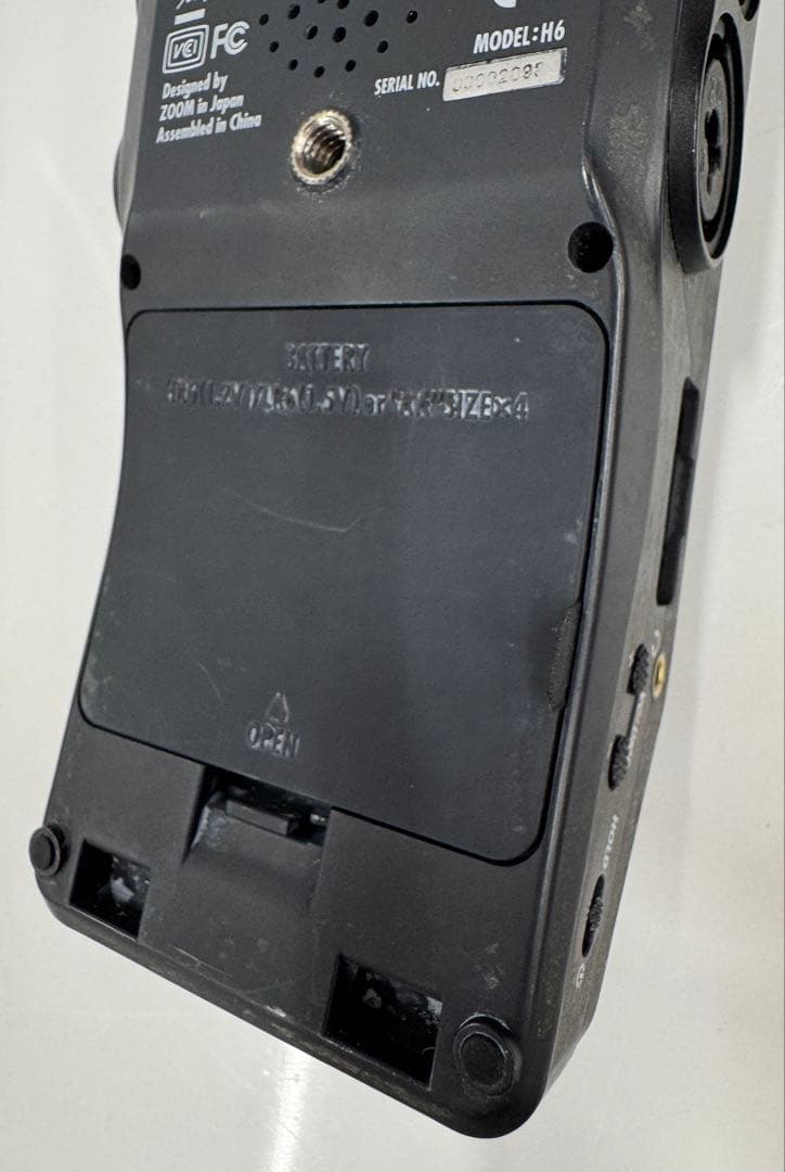 ZOOM H6 ハンディレコーダー 本体とACアダプター(訳あり)