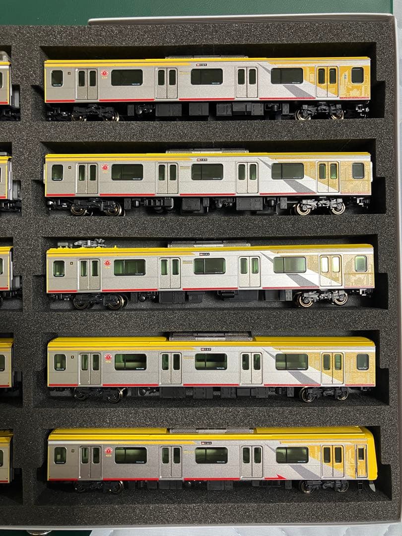 KATO東急5050系4000番台〈ShibuyaHikarie号〉10両セット