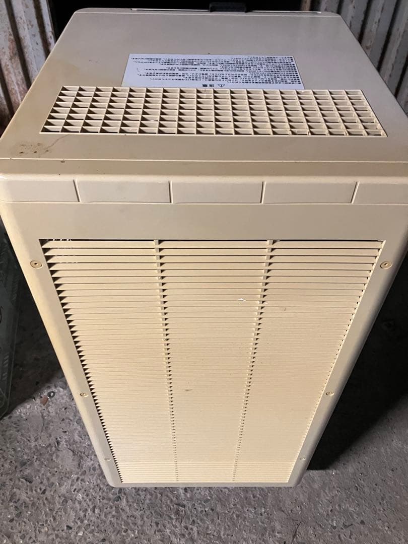 【送料込】除湿機 DM-15 キャスター付き　NAKATOMI ナカトミ