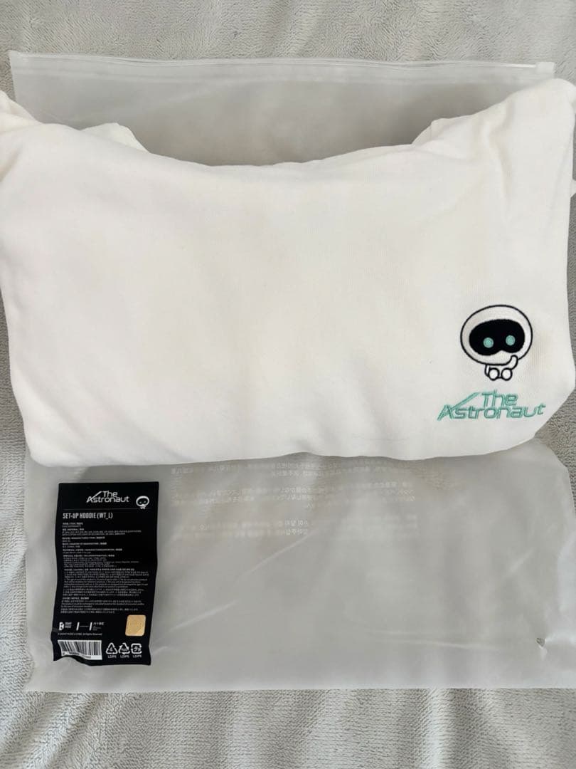 BTS JIN The Astronaut フード付きスウェット L