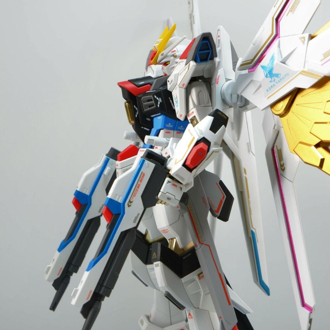 HG マイティーストライクフリーダムガンダム 塗装 完成品 ガンプラ