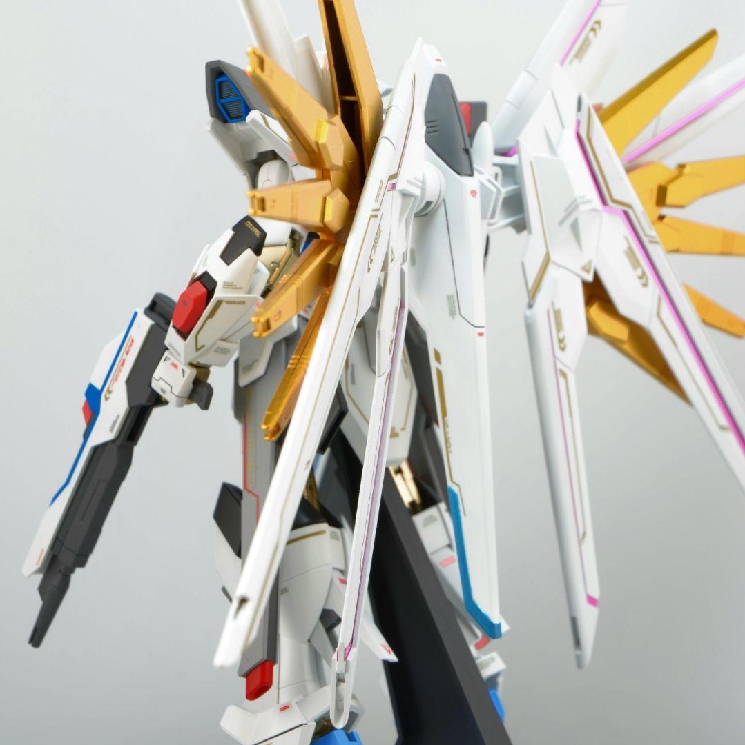 HG マイティーストライクフリーダムガンダム 塗装 完成品 ガンプラ