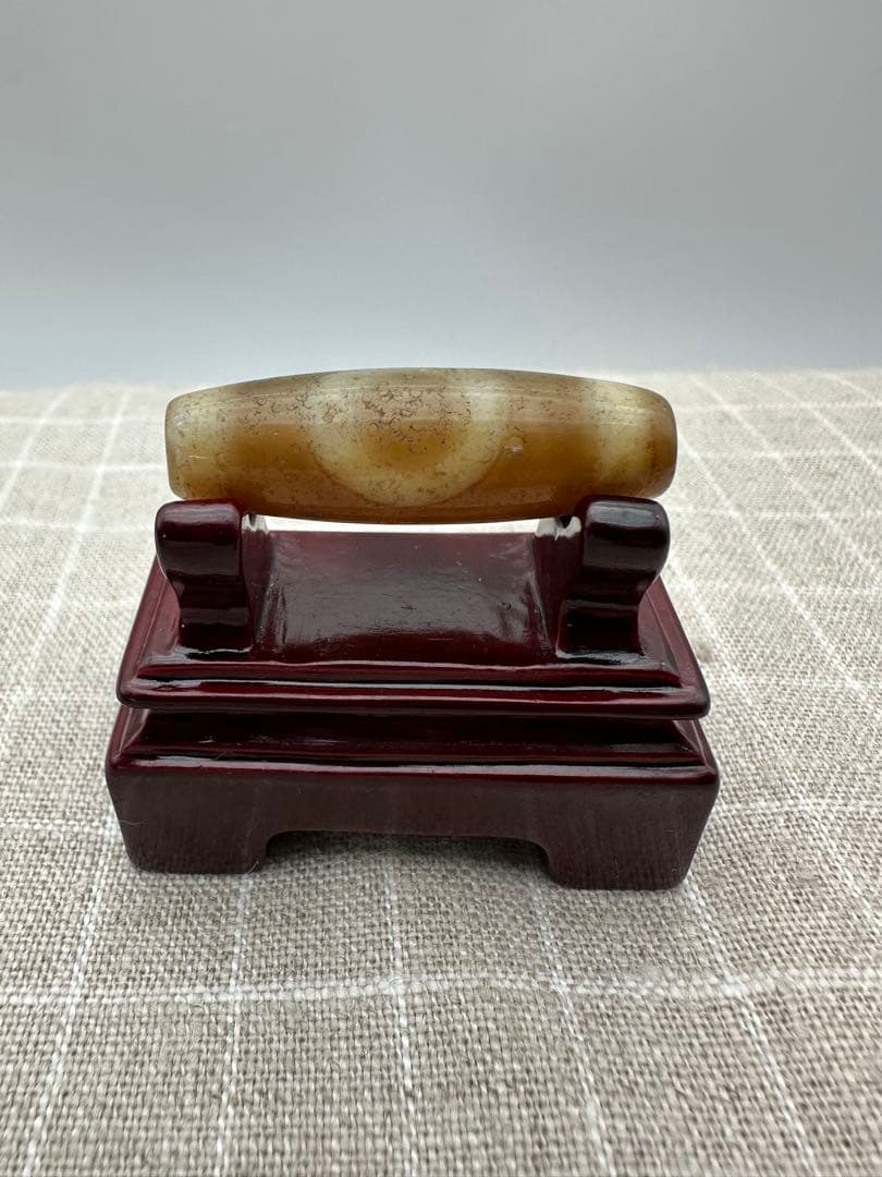 ☆天然石☆ 蔵伝 チベット 一眼天珠（風化硫黄天珠）極上品 珠を供養する 中号珠