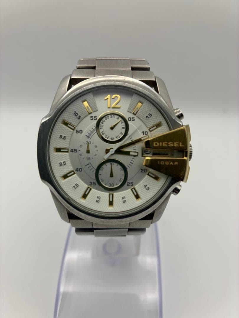 美品DIESEL DZ-4265 クロノグラフ SLV クオーツ 腕時計　稼働