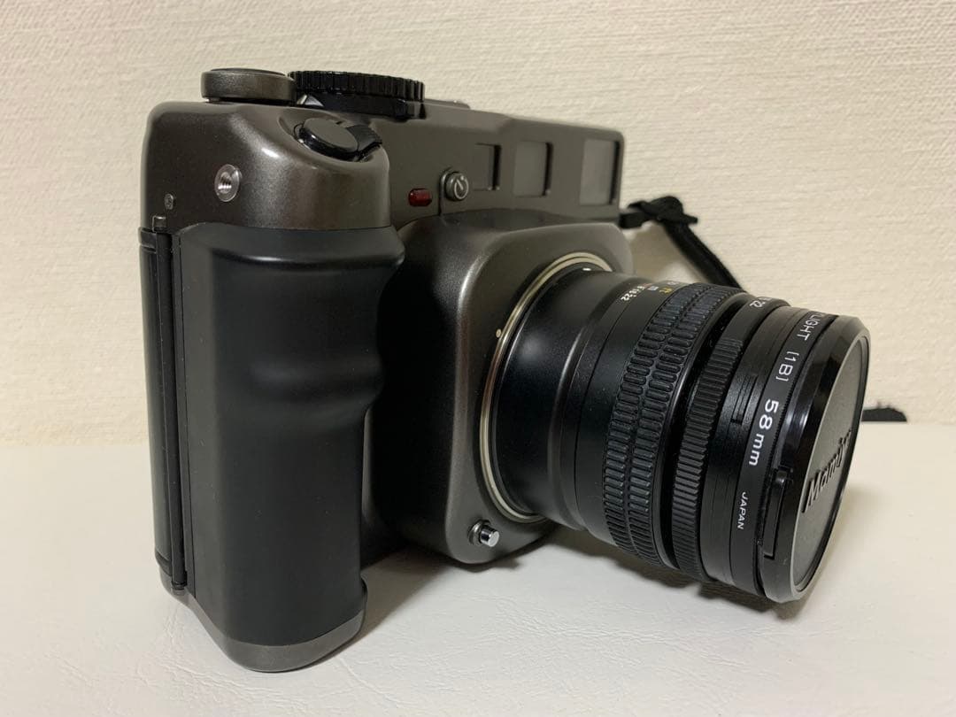 Mamiya 7 フィムルカメラ
