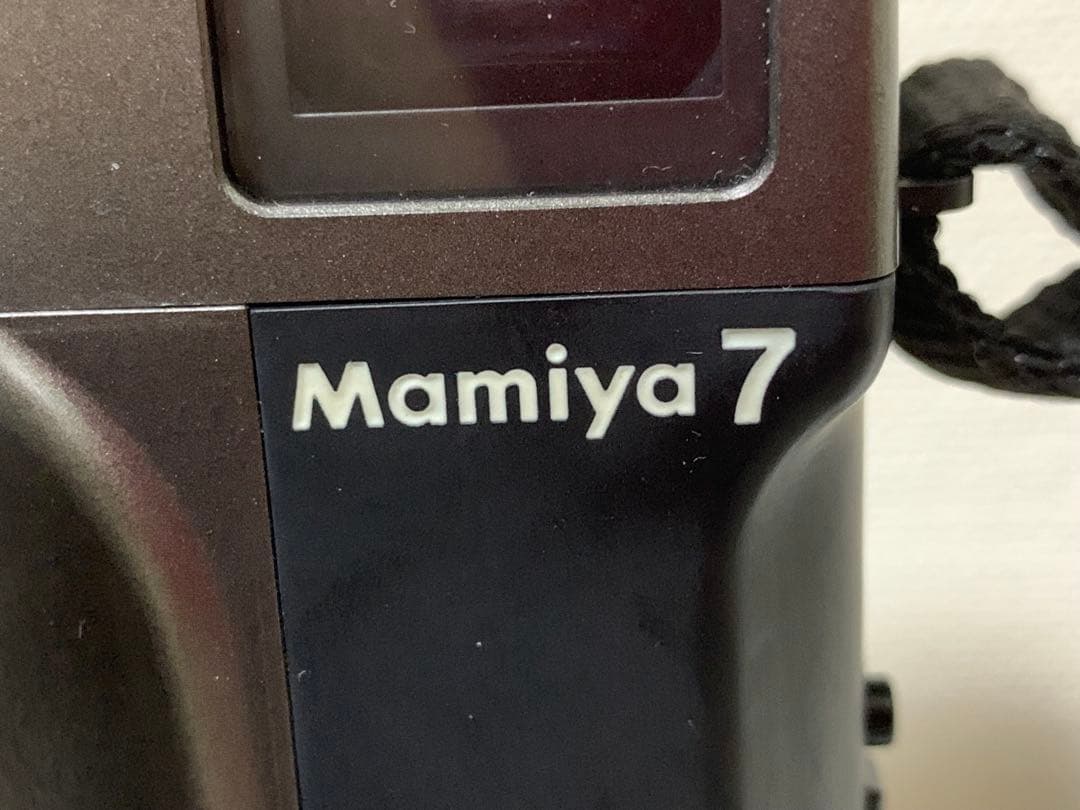 Mamiya 7 フィムルカメラ