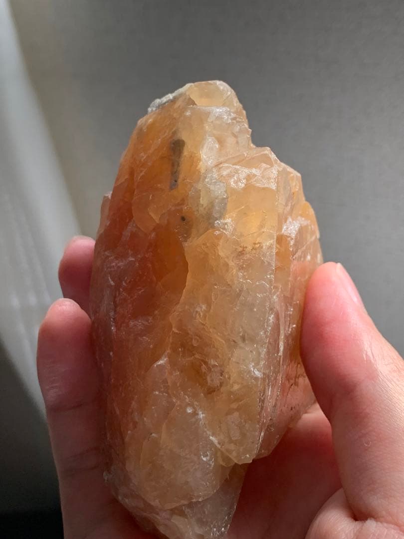 灰重石　シェーライト　鉱物標本　シーライト　タングステン　珍品　水石　水晶　翡翠