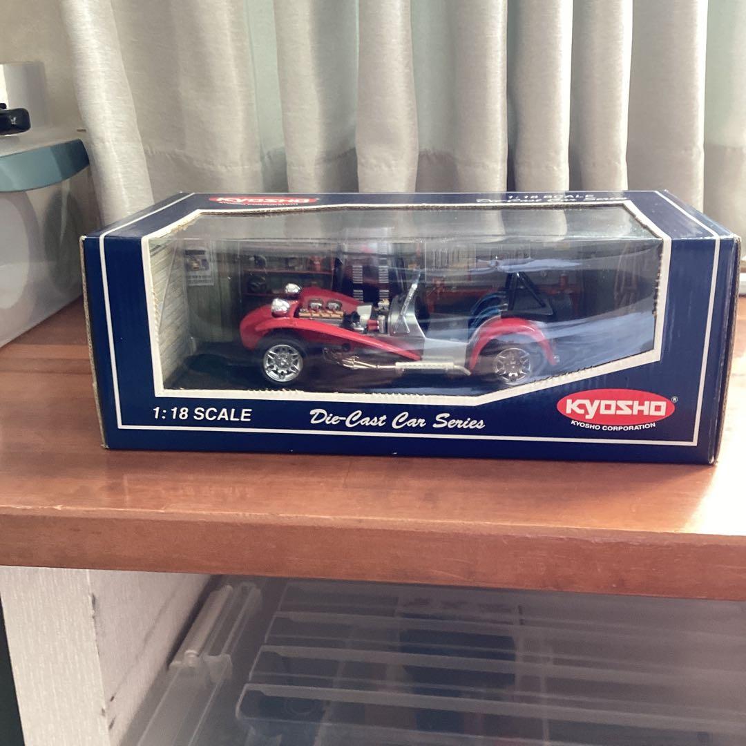 京商製クラッシックカー1//18 1/43 カラビナ付きのキーホルダー