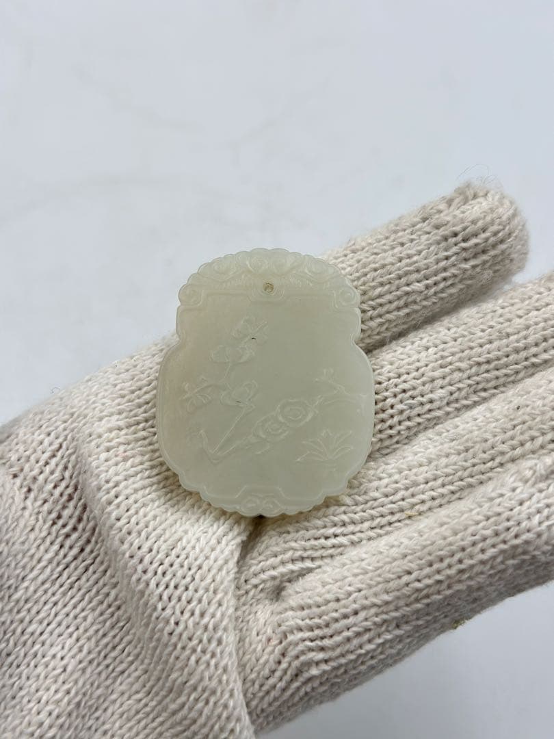 和田玉 古玉 根付 砡雕刻 白玉 中国美術 重さ約 23g