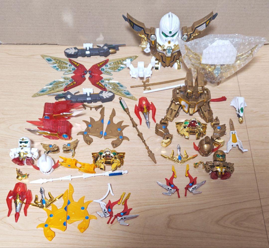 きゅーべー出品 サメの抜け殻 SDガンダム 轟炎武威大将軍 セット