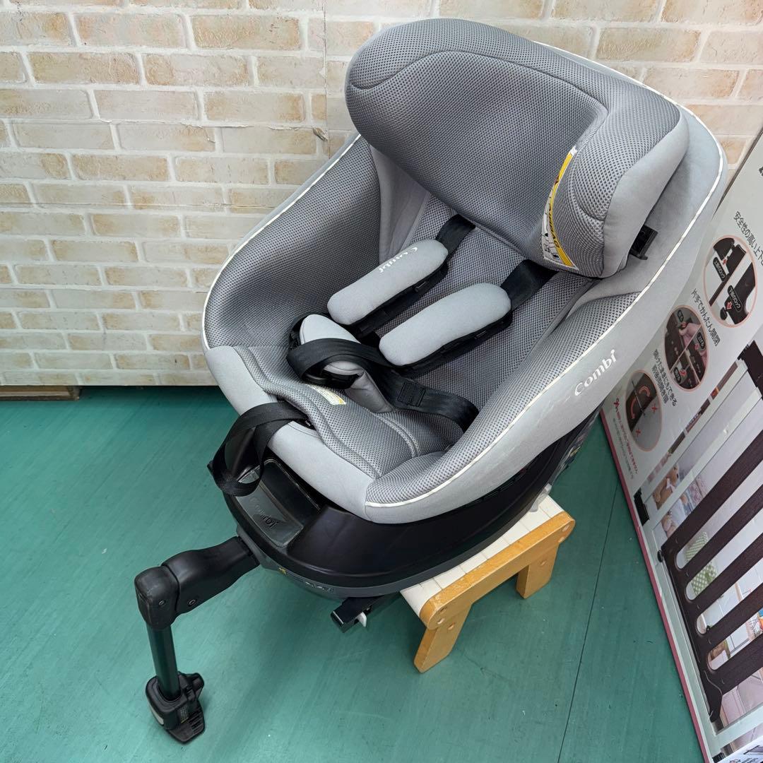 コンビ　クルムーヴ　アドバンス　isofix エッグショック