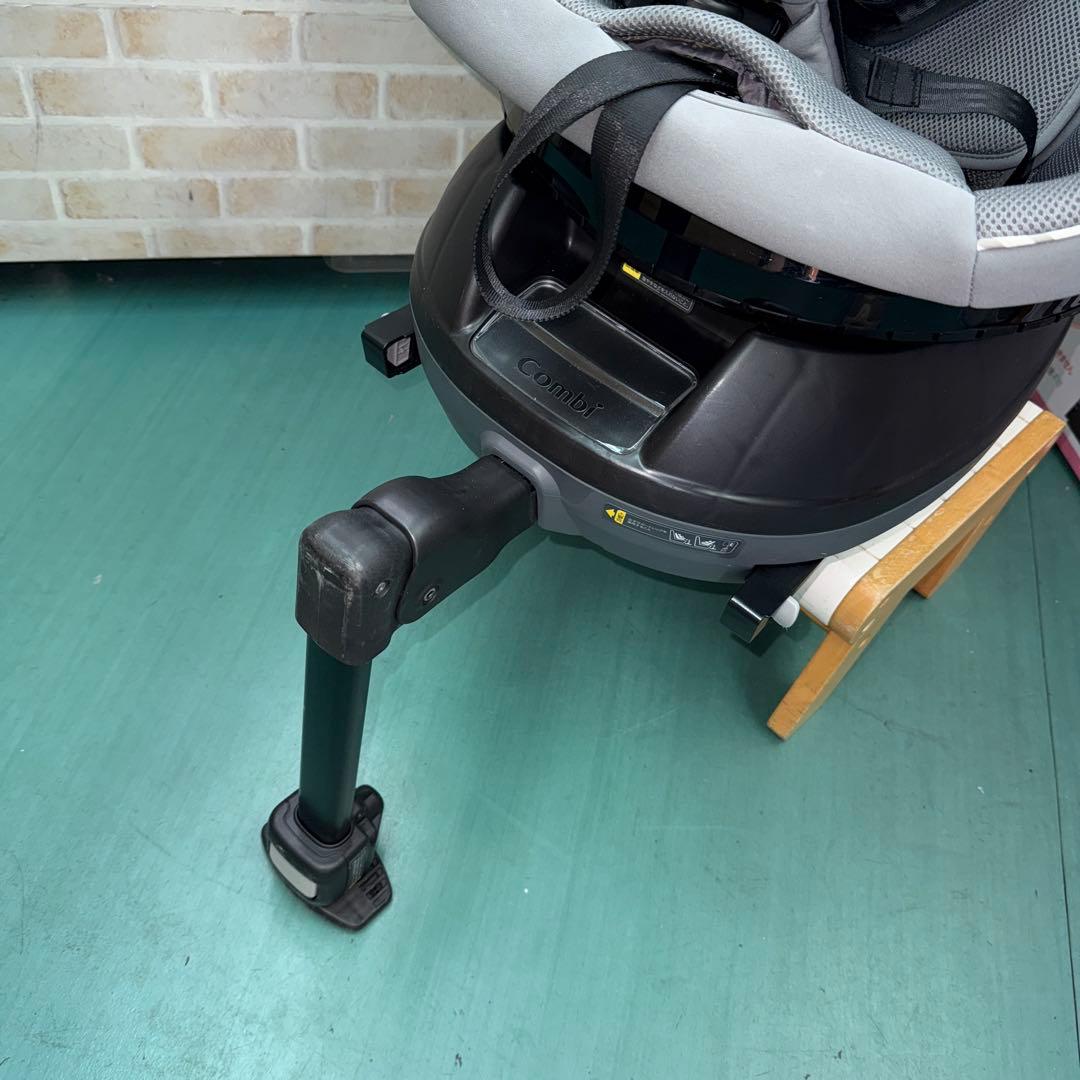 コンビ　クルムーヴ　アドバンス　isofix エッグショック
