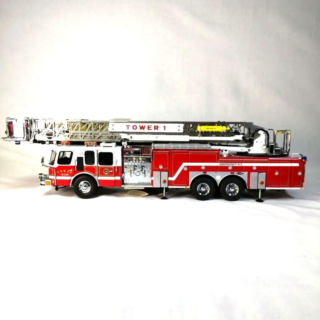 フランクリンミント 1/32 エマージェンシー・ワン HP105 梯子消防車