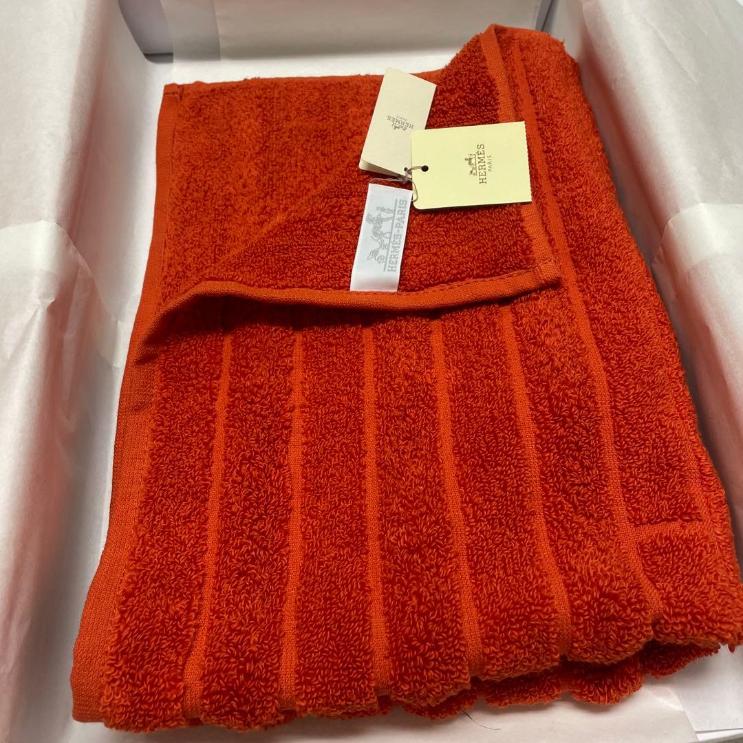 HERMES オレンジ ストライプタオル
