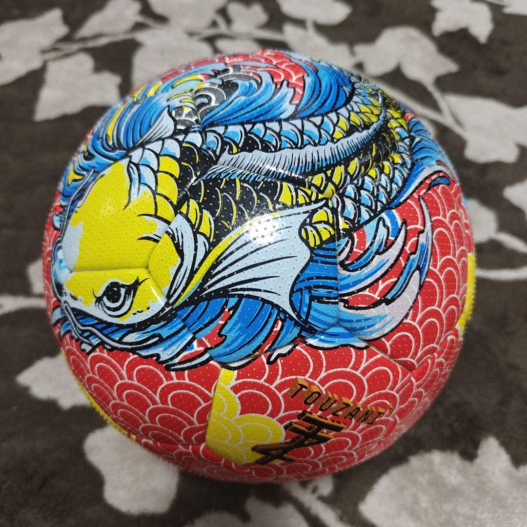 TOUZANI KOIデザイン フリースタイルボール 5号