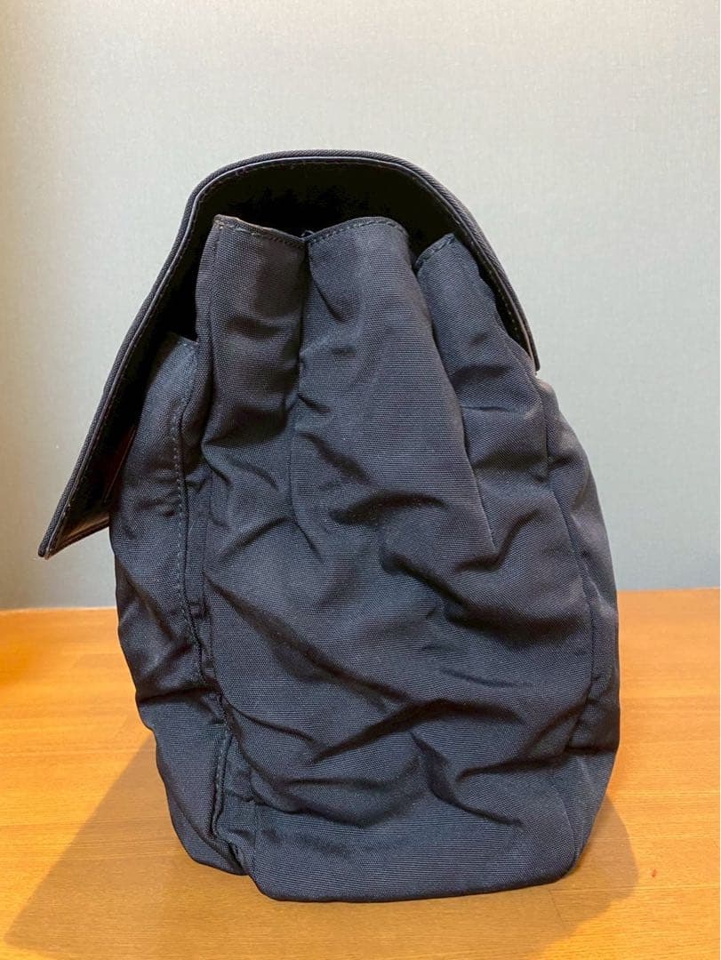 GUCCI グッチ ナイロン ターンロック　ビジネスバッグ