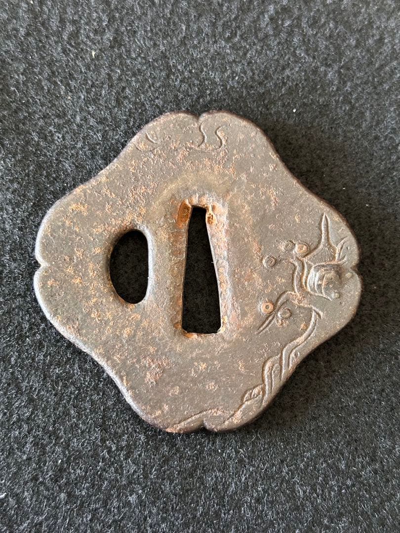 古美術　鉄地山水図刀鍔　古刀剣装具　　時代物　25CC