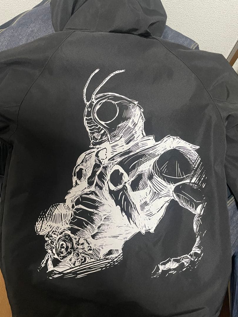 仮面ライダーブラックサン　フード付きナイロンジャケット