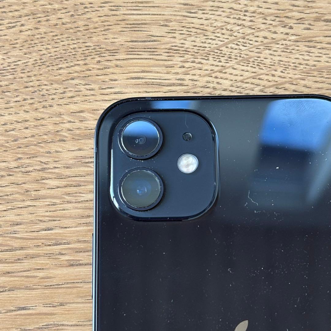 【年内限定割引】Apple iPhone 12 ブラック 本体