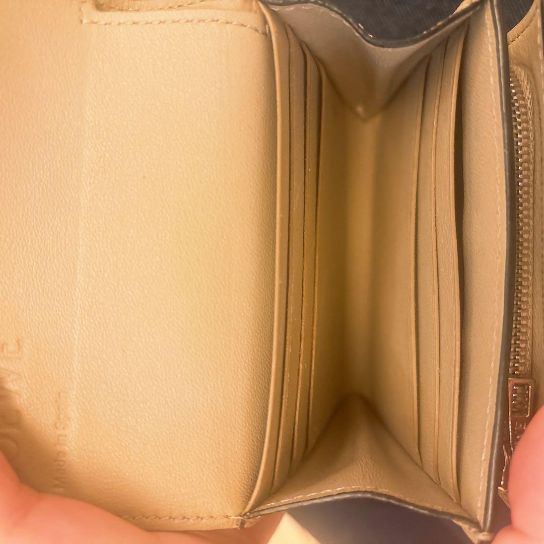 LOEWE 二つ折り財布 アナグラム　サンド