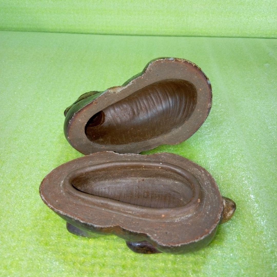 ウサギ型香合　アンティーク　レトロ　茶色　うさぎ　ラビット　リアル　陶器製？