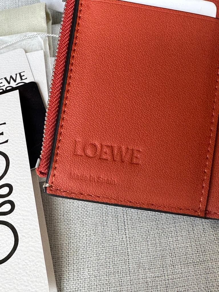 三つ折り財布 ベージュオレンジ