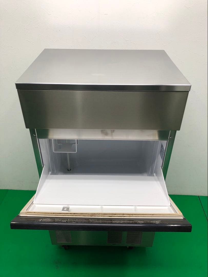 ☆地域限定送料無料☆工場整備品☆ホシザキ 製氷機　キューブアイスメーカー　業務用