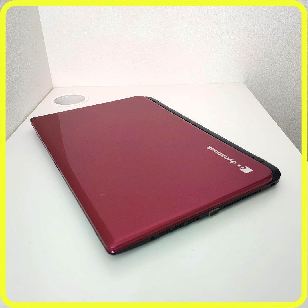 赤　新品SSD256GB⭐️windows11ノートパソコン　カメラ　798