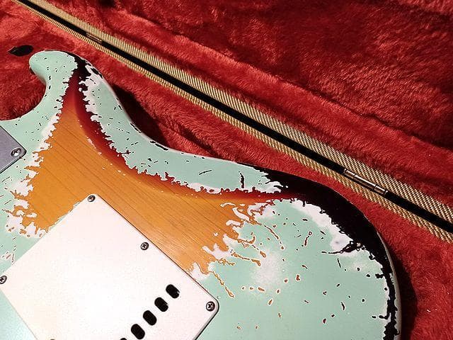 ★SurfGreen Relic Multilayer Stratocaster
