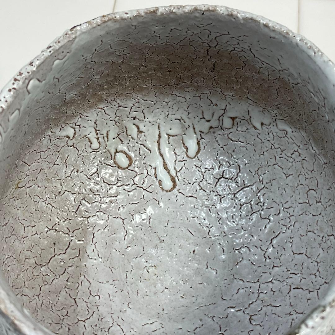 茶道具 抹茶茶碗★茶盌 萩焼 白釉 沓形 鬼萩割高台★渋谷泥詩 作★木箱、共布有