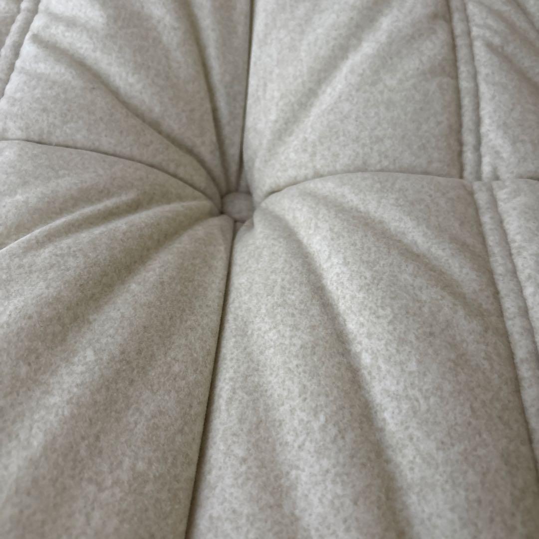 リーンロゼ 50周年限定　トーゴ パフのみ アイボリー ウレタン素材