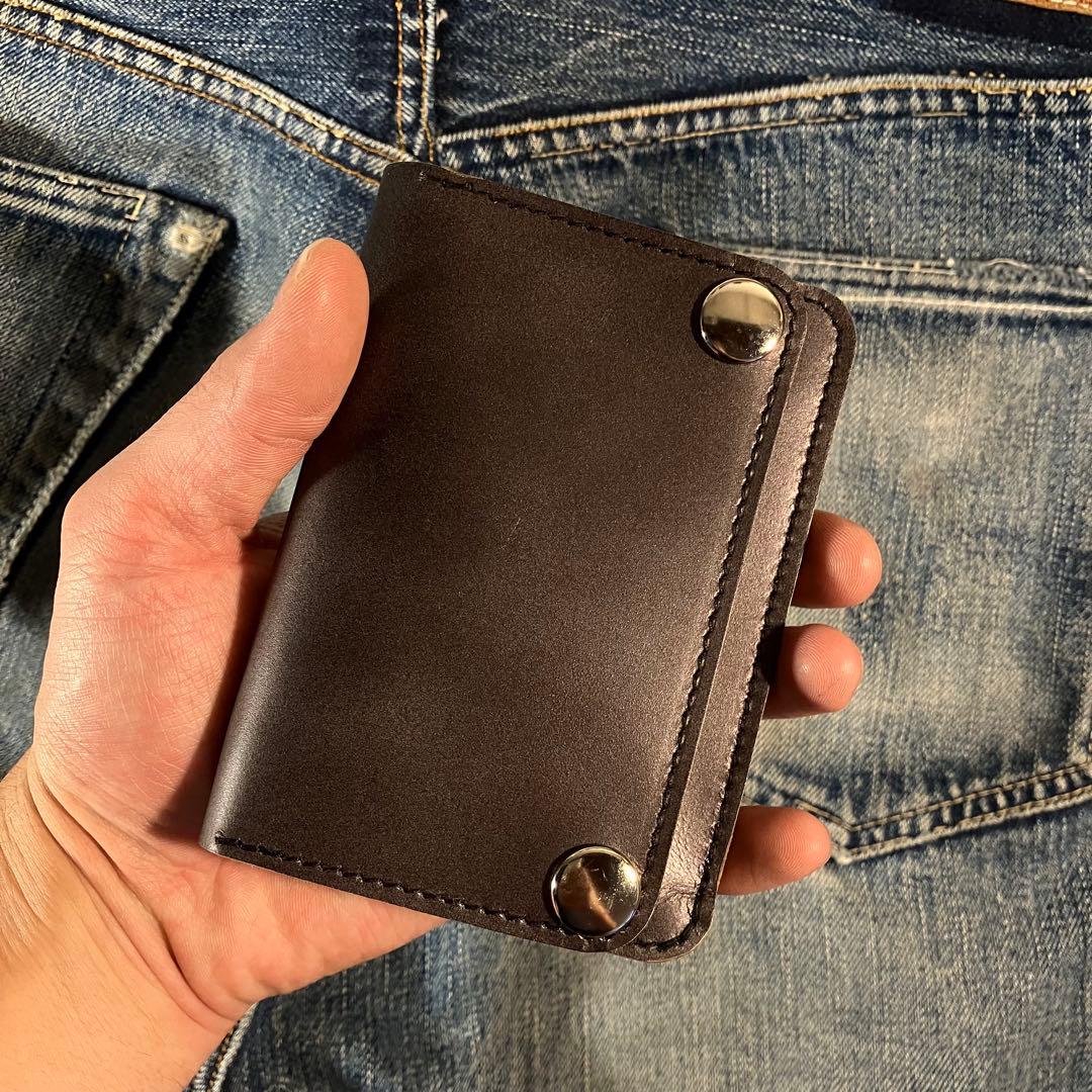 お札が折れない！ミドルトラッカーウォレット 3層 シルバー 栃木レザー