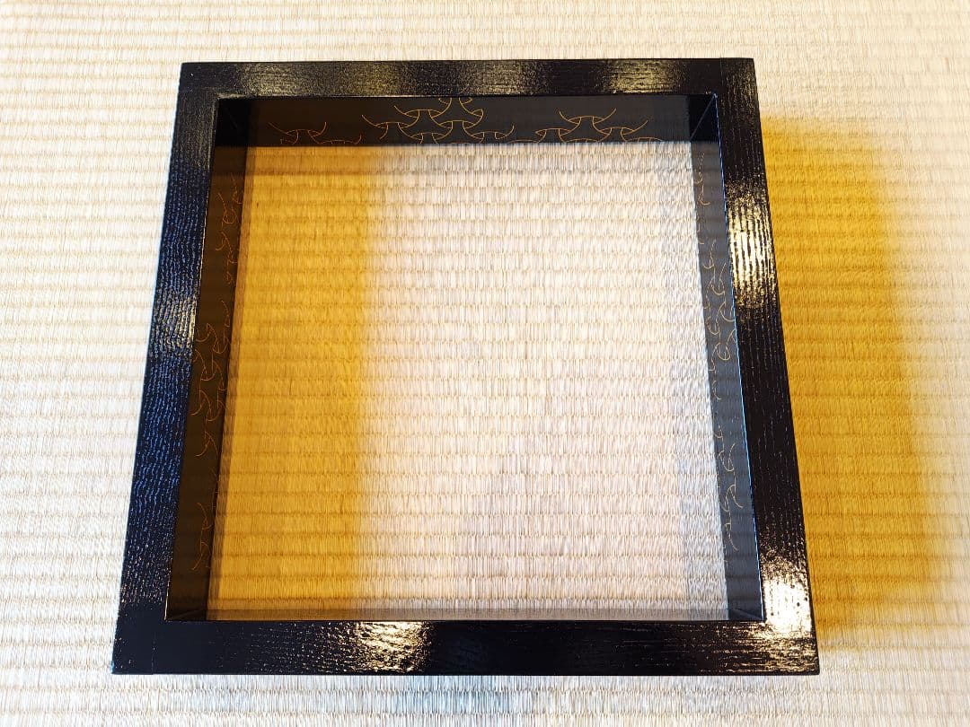 送料込【逢絢亭】茶道具 炉縁 柿合塗 独楽つなぎ蒔絵 木製 紙箱入り