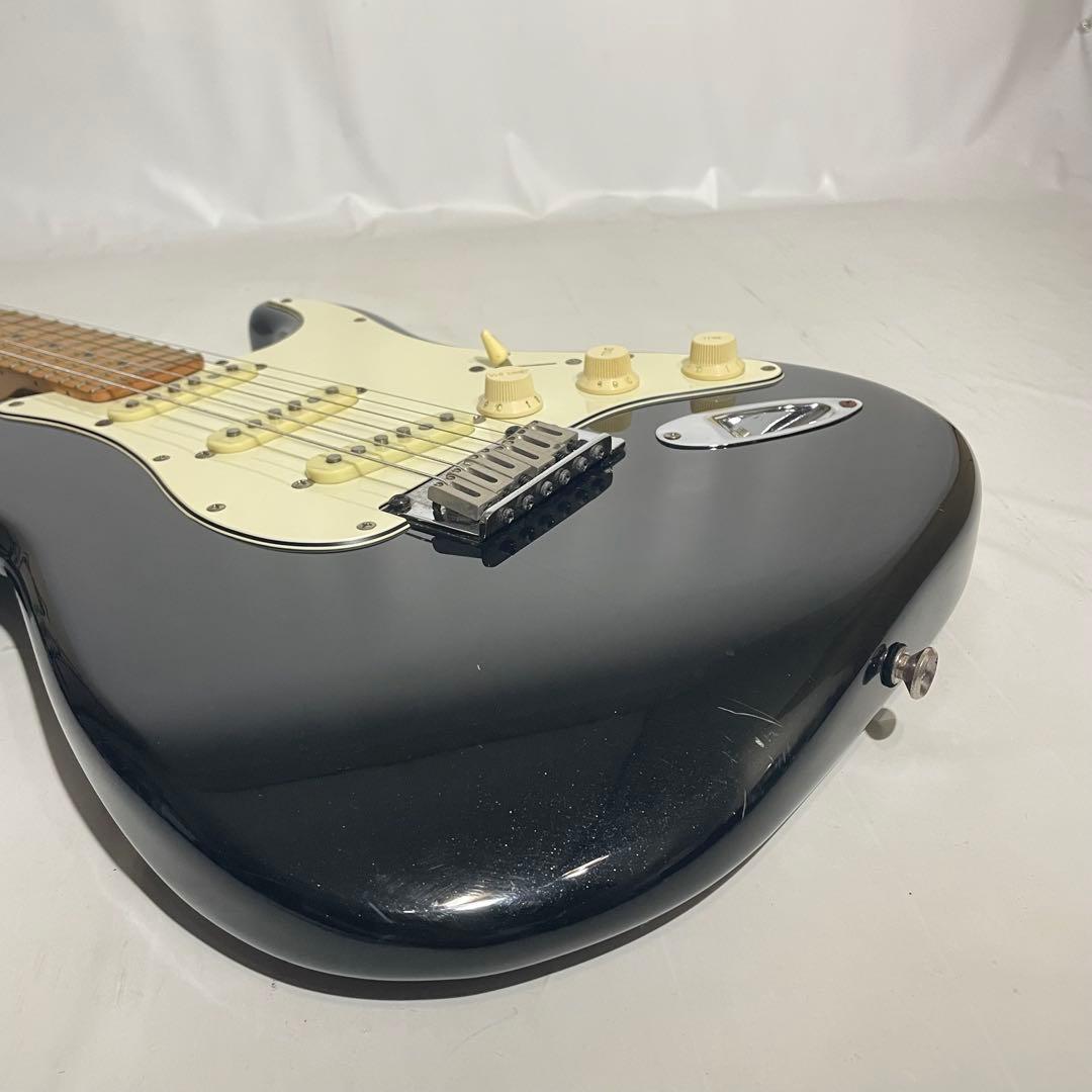 Squier Stratocaster Standard エレキギター
