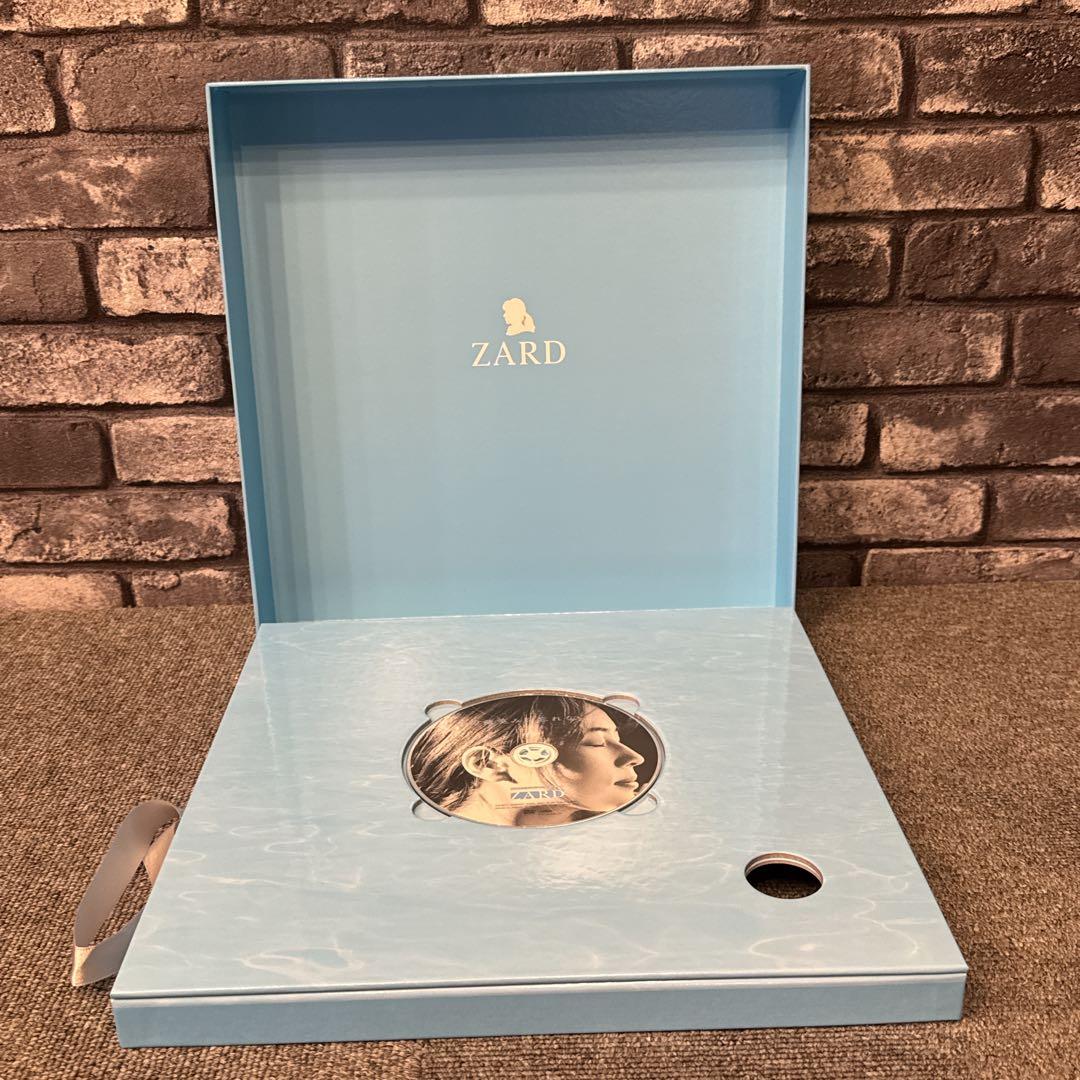 ZARD フォトコレクションボックス あの微笑みを忘れないで